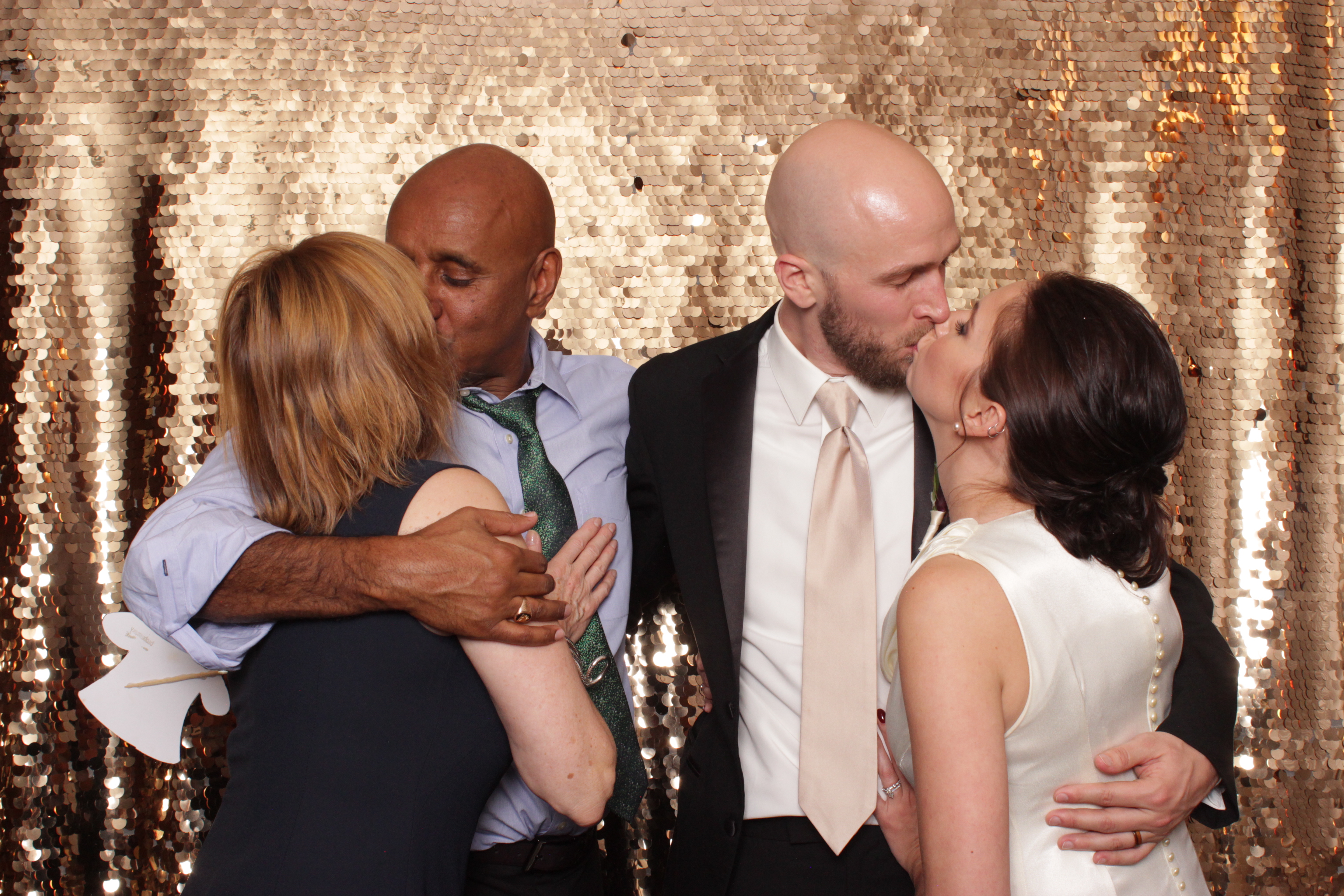 Courtney + Ryan | View more photos from the event at events.alfrescophoto.com/u/AlfrescoPhoto/Courtney-Ryan